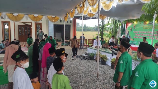 Pj Sekda Kendal Sugiono Hadiri Acara Buka Puasa Bersama Dan Santunan Anak Yatim Yang Digelar GP Ansor Desa Karanganom